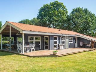 4 star holiday home in Glesborg - 0