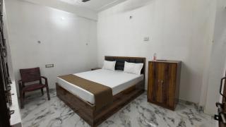 Hotel Maa Vindhyavasini - 0