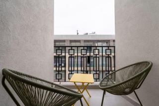 Premium 1BR in Les Princesses - Balcony, Parking, Fiber - 1