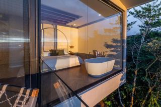 Luxury villa on the Cloud Forest Infinity Pool - 2