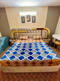 Capital Square Furnished 2-Bedroom Apartment - 7