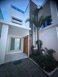Constanza Family House - 8