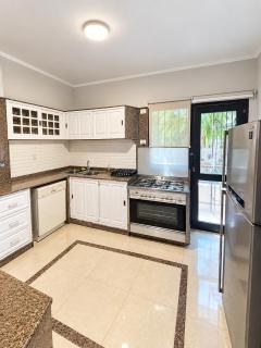 Elegant 3BR with lush balcony views - 6