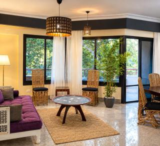 Elegant 3BR with lush balcony views - 4
