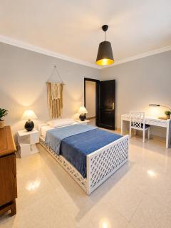 Elegant 3BR with lush balcony views - 2