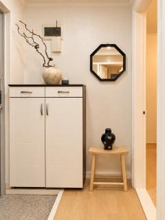 2BR Heyhwa stay Airport Taxi available - 1