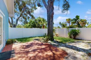 Coastal Oasis - Largo - 9