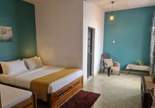 The bawa guest Inn - 4