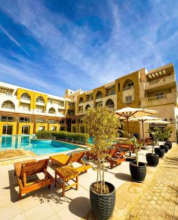 Stylish 2BR in Edelma Pool & Balcony - 0