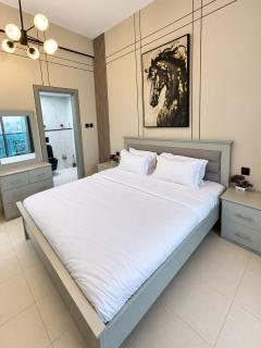 TOP VIEW luxury 2 bedrooms with amazing view in ajman - Ajman - 1