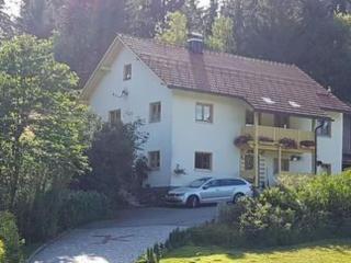 eadacadeb - Holiday Home mit Kaminofen- Fitnessraum und Sauna - 0