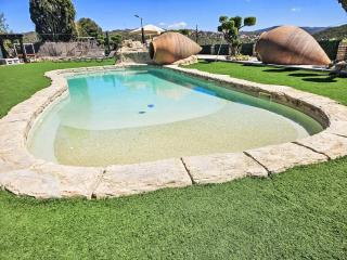 baeefbccd - Holiday Home Masia Can Trabal für 24 Gäste mit privatem Pool in der Nähe von Sitges - 7