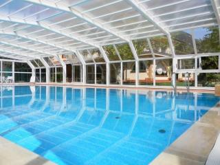 adfeacaebfe - Holiday Home Villa mit privatem überdachbarem Pool - 0