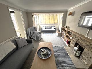 Town Centre Cottage - 5