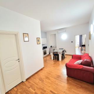 White Truffle Apartment Alba city centre - 3