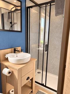 Stylish Lodge with Parking nr Ilfracombe & Beaches - 3