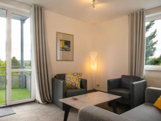 afccdeeacaa - Apartment in Stadtrandlage mit guter Anbindung- sowie groß - 0