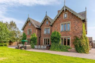 8 Bed in Rugeley oc-79321 - 0
