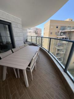 Vue mer & grande terrasse au cœur de Bat Yam - 6