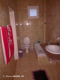 Kinda Guesthouse - 2