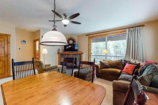 Comfortable and Convenient Truckee Condo - Truckee - 8