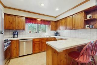 Tallac Views Getaway - 2