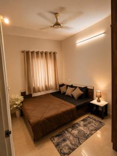Royale Bayt Homestay Elite 1bhk in btm and near kormangla - 4