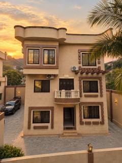 Luxe Villa 4- Sophia Basma Residence - 1