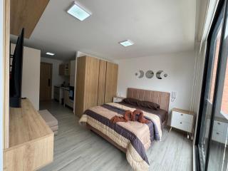 Estudio nuevo frente a La Carolina Jacuzzi Gym Coworking - 5