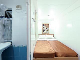 Cosmic Guest House F1 - 2