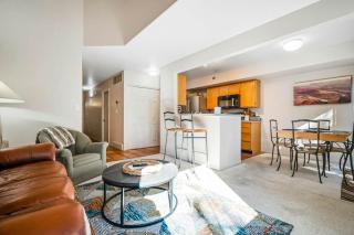 Canyon Wind Casita - 7