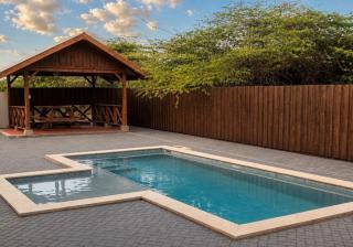 Island Paradise - 1