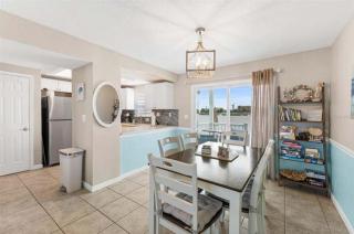 Seaglass Shores, steps to the beach & launch views - 5