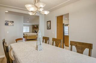 Montgomery Estates Ski & Beach Haven - 3
