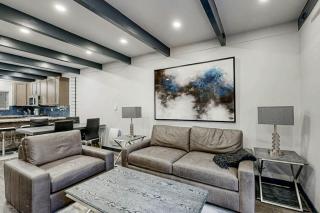 Modern Mountain Retreat - 6