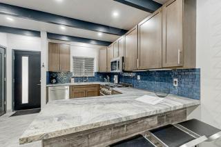 Modern Mountain Retreat - 2
