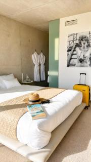 Le Pavillon M, Piscine et Spa au pied du château, Petit-Déjeuner inclus, Parking privé - Grignan - 6