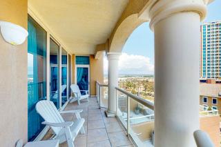 Portofino Island Resort and Spa Tower 1 608 - 8