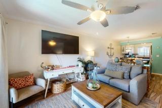 Portside Resort E2 - 6