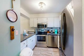 Portside Resort E2 - 2