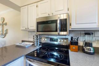 Portside Resort E2 - 1