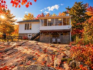 Georgian Bay 3-bdrm lakefront Main House - Dillon - 0