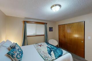 2 Bed 1 Bath Vacation home in Seaside - 1