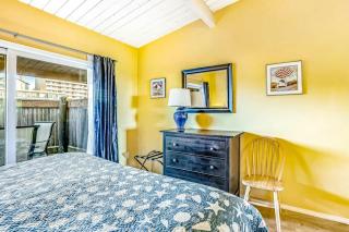 Cottage by the Sea - 2