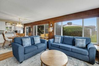 Water's Edge Oceanside Home - 1
