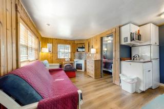 Hidden Villa Cottage #1 - The Nautical Cottage - 9