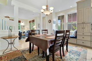 3 Bed 3 Bath Vacation home in Eastsound - 2