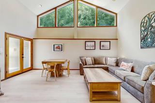 Sea Side Cedar - 8