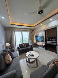 Elysium Tower- One Bedroom Apartment with Skyline View Opposite Centaurus Mall Islamabad - 5