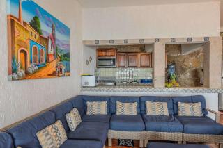 Oceanfront Villa Private Resort w Heated Pools - 5